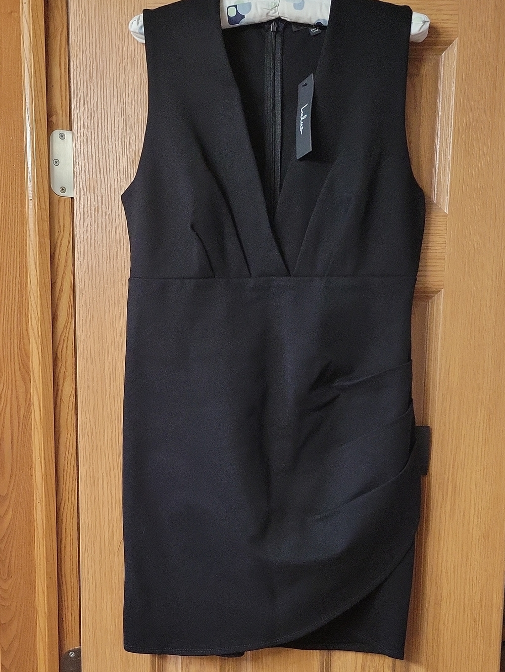 NWT -- Lulu's Black Sleeveless V-Neck Mini Dress